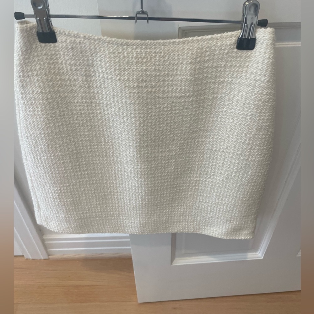 Club Monaco Cream Skirt